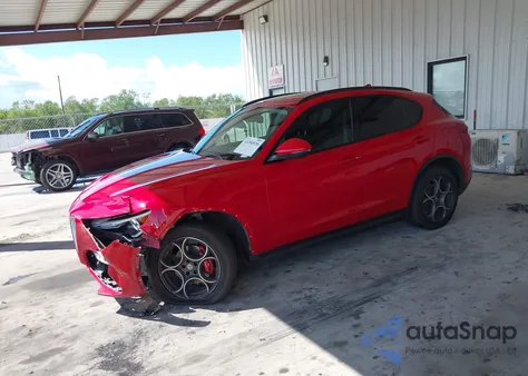 2018 Alfa Romeo Stelvio Sport Awd z USA, uszkodzony, nr VIN ZASFAKPN1J7B58593